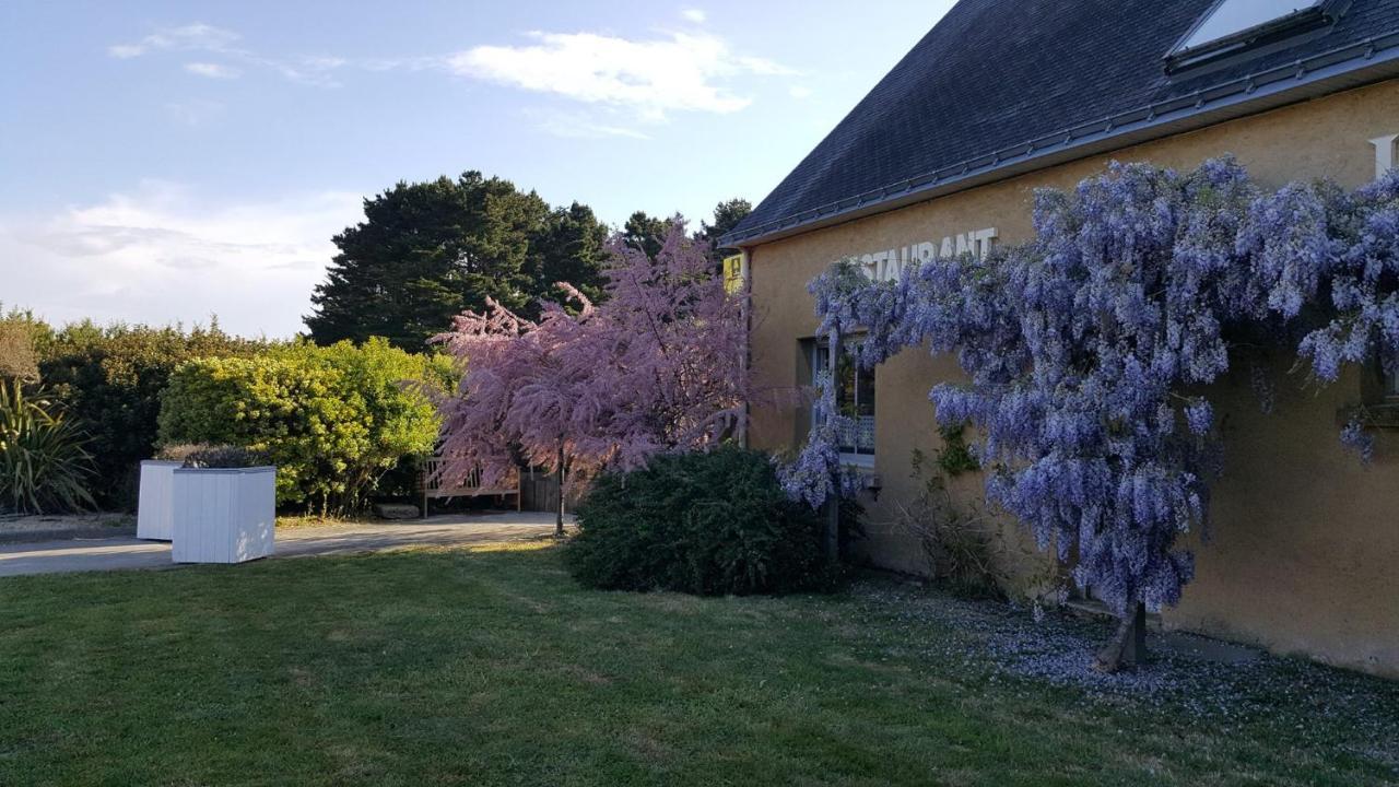 Hotel Restaurant Le Mur Du Roy サルゾー エクステリア 写真